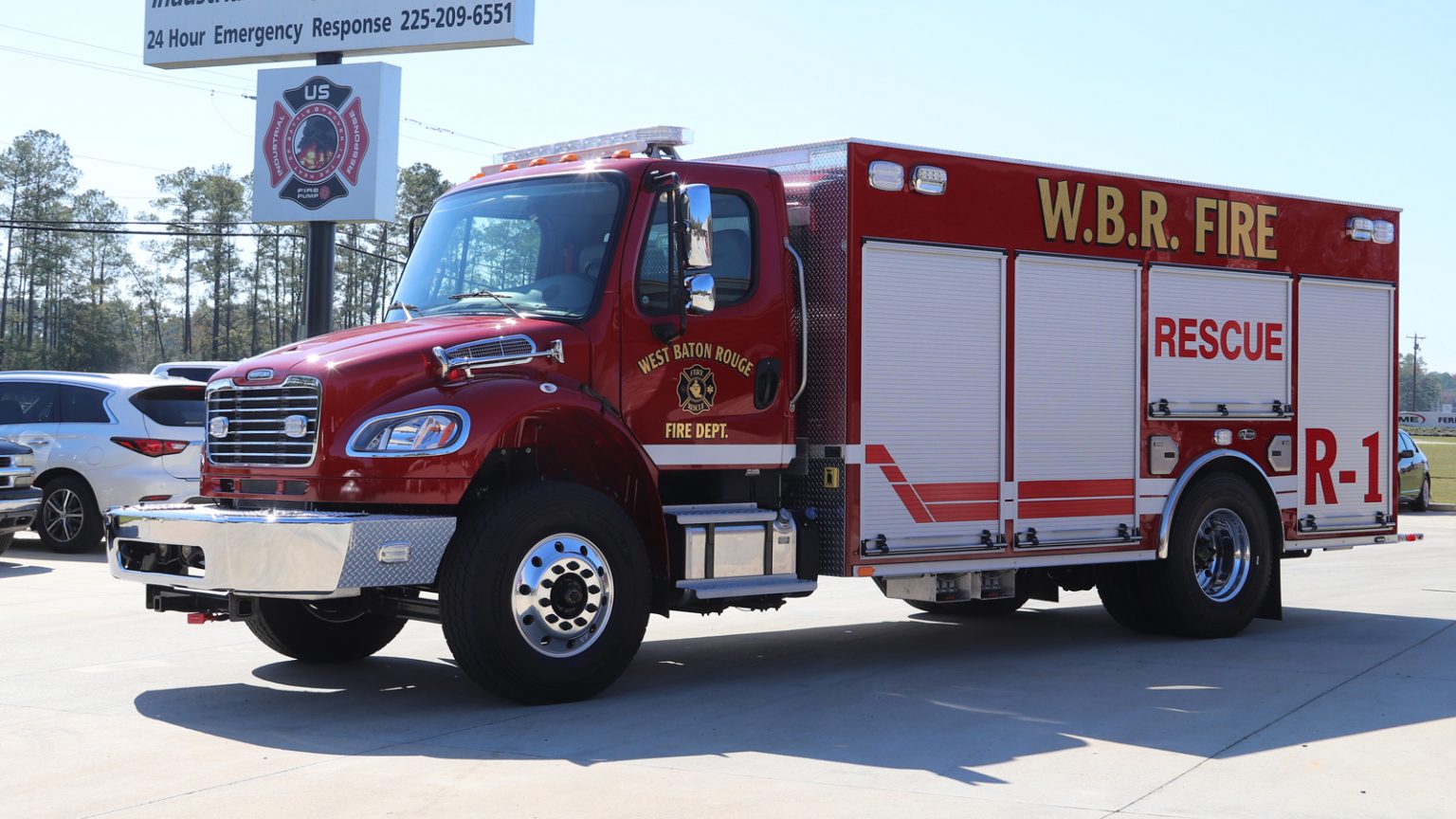 US Fire Apparatus Medium Rescue 4